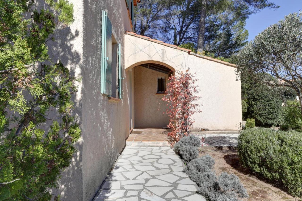 Villa 8 Pers, Climatisee, Piscine Chauffee, Un Havre De Paix Sous Les Pins Parasols Roquebrune-sur Argens Zewnętrze zdjęcie