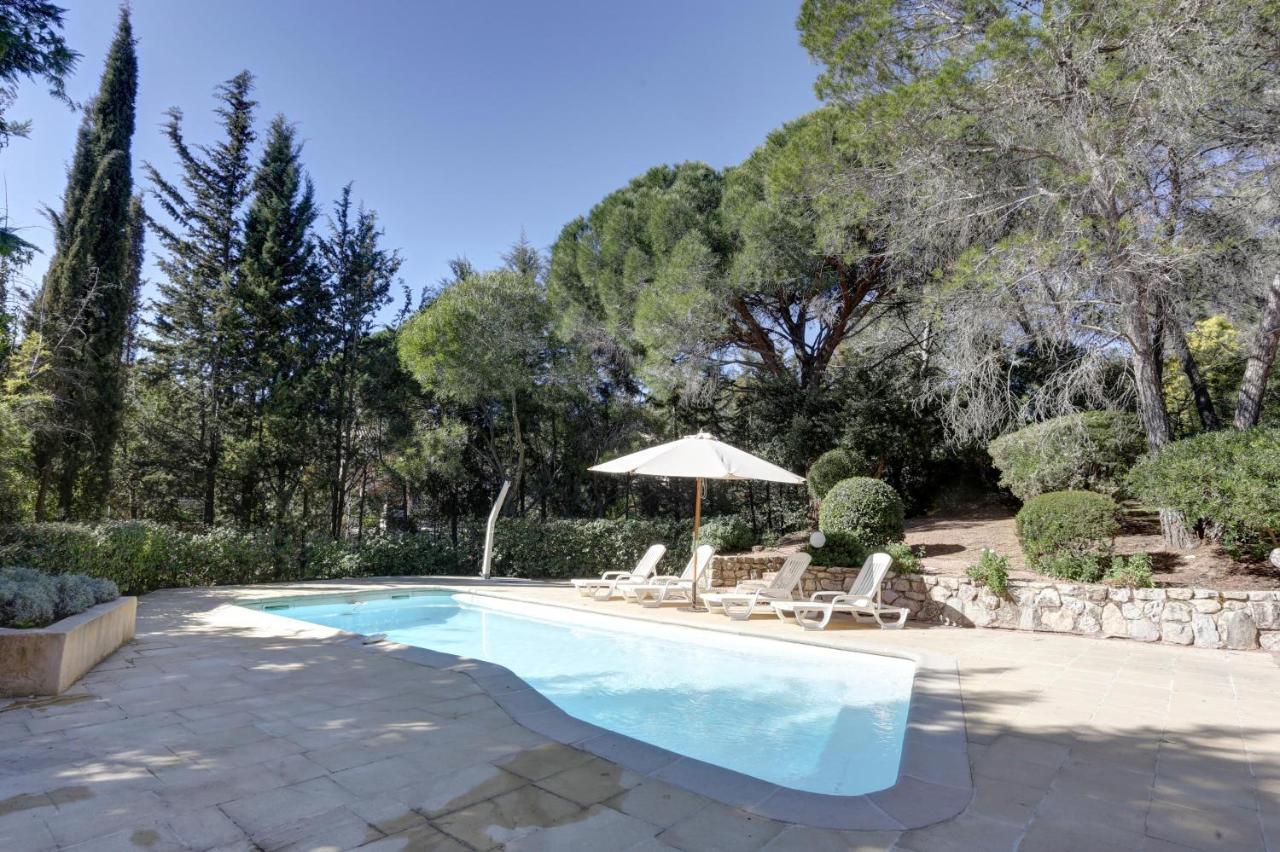 Villa 8 Pers, Climatisee, Piscine Chauffee, Un Havre De Paix Sous Les Pins Parasols Roquebrune-sur Argens Zewnętrze zdjęcie