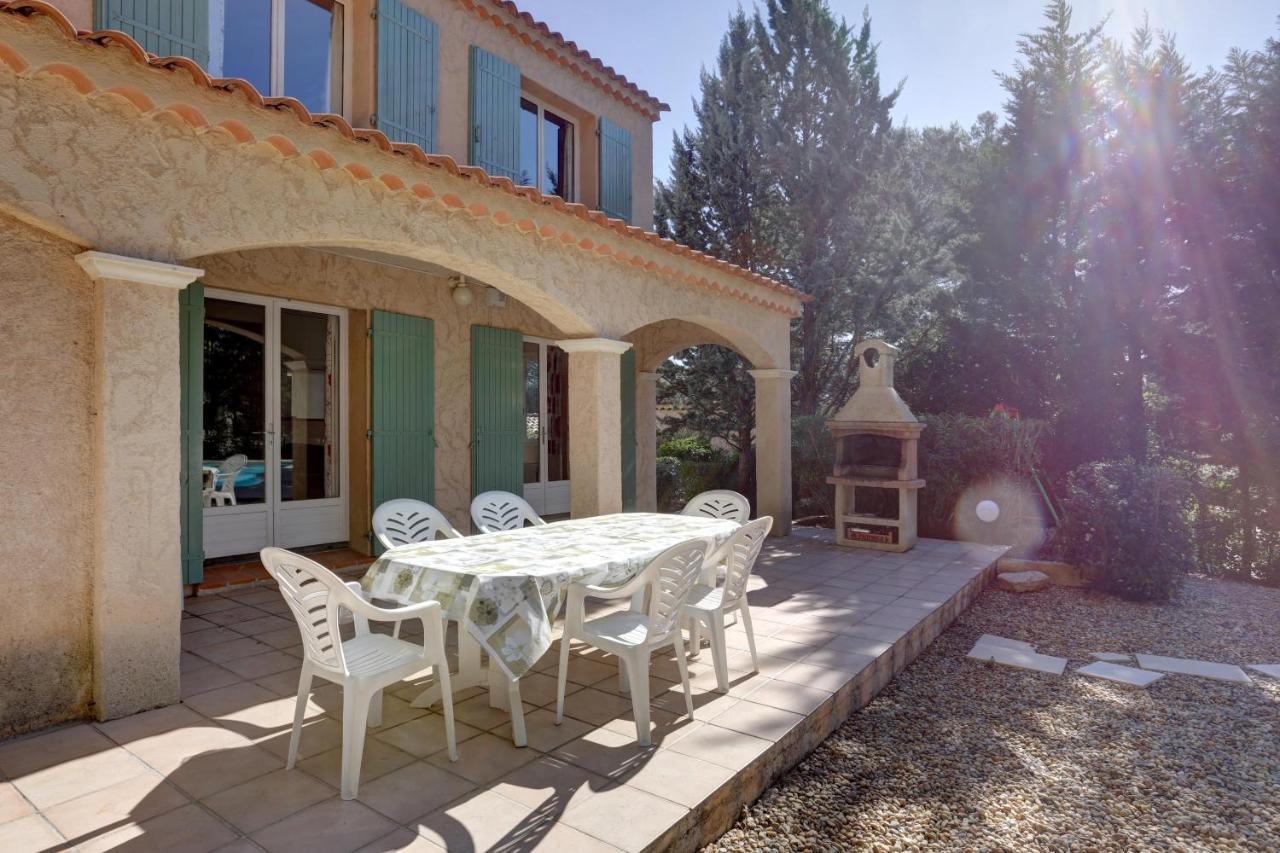 Villa 8 Pers, Climatisee, Piscine Chauffee, Un Havre De Paix Sous Les Pins Parasols Roquebrune-sur Argens Zewnętrze zdjęcie
