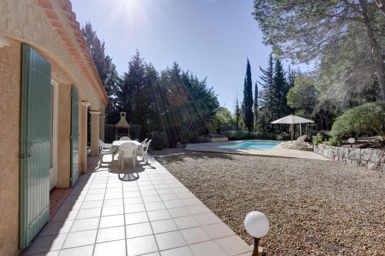 Villa 8 Pers, Climatisee, Piscine Chauffee, Un Havre De Paix Sous Les Pins Parasols Roquebrune-sur Argens Zewnętrze zdjęcie
